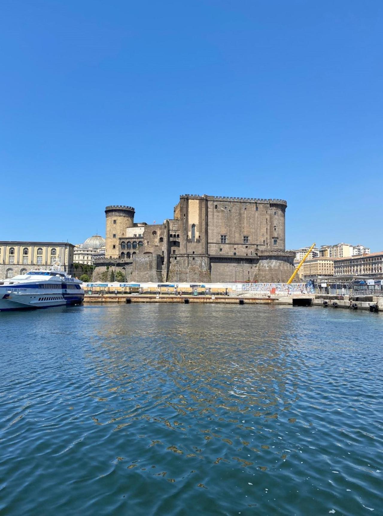 Yacht Club Angioino Hotel Napoli Ngoại thất bức ảnh